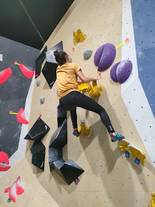 Sharma Climbing Madrid thumb 6